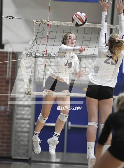 Thumbnail 3 in St. Margaret's vs. Carlsbad (Dave Mohs Tournament) photogallery.