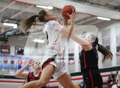 Thumbnail 3 in Circleville @ Fairfield Union photogallery.