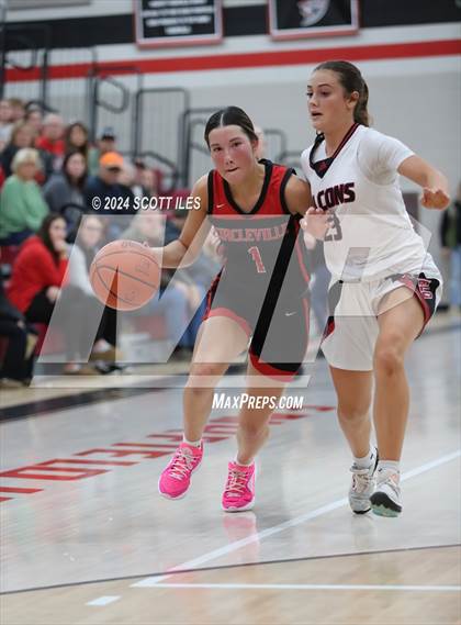 Thumbnail 1 in Circleville @ Fairfield Union photogallery.