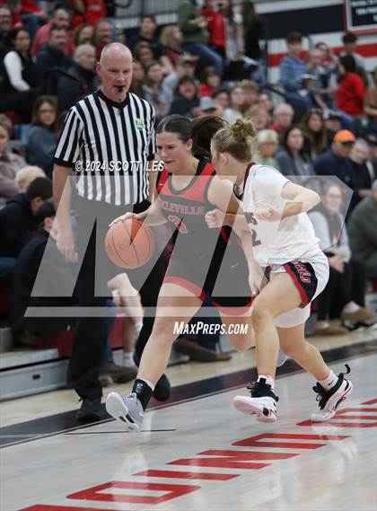 Thumbnail 1 in Circleville @ Fairfield Union photogallery.