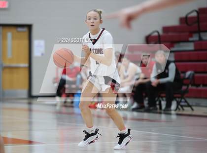 Thumbnail 2 in Circleville @ Fairfield Union photogallery.