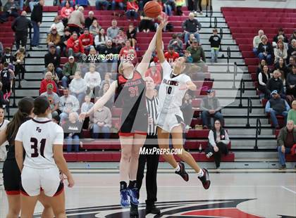 Thumbnail 2 in Circleville @ Fairfield Union photogallery.