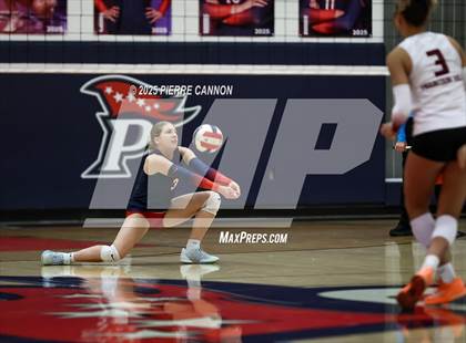 Thumbnail 2 in Mountain View vs Patriot (VHSL Class 6 Regional Semifinals) photogallery.