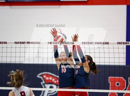 Thumbnail 2 in Mountain View vs Patriot (VHSL Class 6 Regional Semifinals) photogallery.
