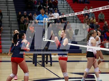 Thumbnail 3 in Mountain View vs Patriot (VHSL Class 6 Regional Semifinals) photogallery.