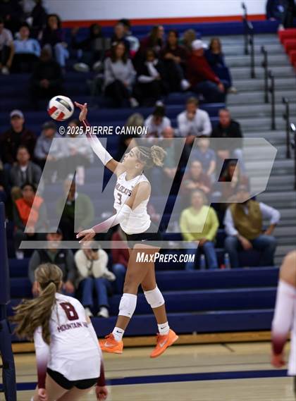 Thumbnail 1 in Mountain View vs Patriot (VHSL Class 6 Regional Semifinals) photogallery.