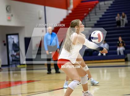 Thumbnail 2 in Mountain View vs Patriot (VHSL Class 6 Regional Semifinals) photogallery.