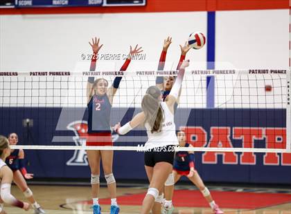 Thumbnail 3 in Mountain View vs Patriot (VHSL Class 6 Regional Semifinals) photogallery.