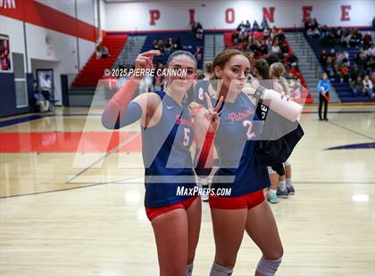 Thumbnail 2 in Mountain View vs Patriot (VHSL Class 6 Regional Semifinals) photogallery.