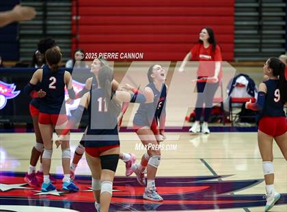 Thumbnail 2 in Mountain View vs Patriot (VHSL Class 6 Regional Semifinals) photogallery.