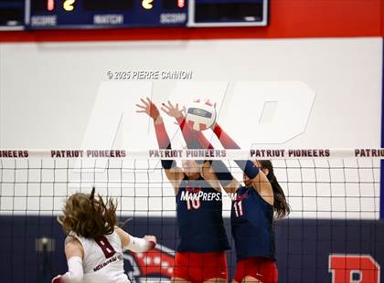 Thumbnail 1 in Mountain View vs Patriot (VHSL Class 6 Regional Semifinals) photogallery.