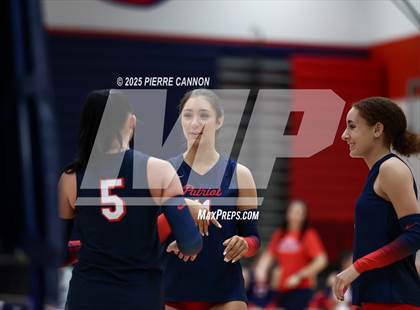 Thumbnail 3 in Mountain View vs Patriot (VHSL Class 6 Regional Semifinals) photogallery.