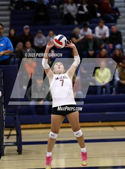 Thumbnail 3 in Mountain View vs Patriot (VHSL Class 6 Regional Semifinals) photogallery.