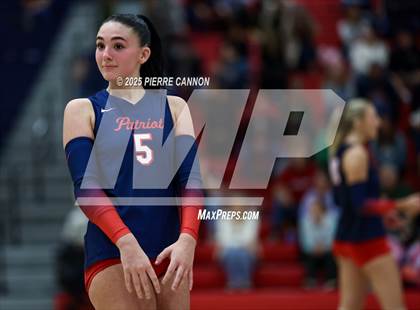 Thumbnail 1 in Mountain View vs Patriot (VHSL Class 6 Regional Semifinals) photogallery.