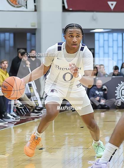 Thumbnail 2 in Brewster Academy National vs. IMG Academy (Army National Guard Hoophall Classic) photogallery.