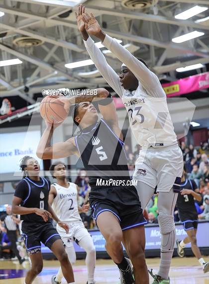 Thumbnail 1 in Brewster Academy National vs. IMG Academy (Army National Guard Hoophall Classic) photogallery.