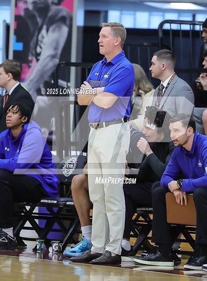 Thumbnail 2 in Brewster Academy National vs. IMG Academy (Army National Guard Hoophall Classic) photogallery.