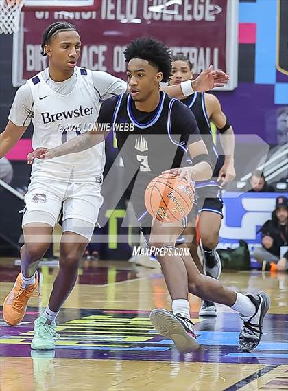 Thumbnail 1 in Brewster Academy National vs. IMG Academy (Army National Guard Hoophall Classic) photogallery.