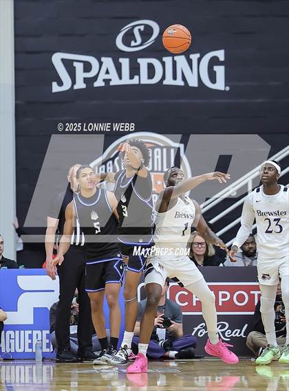 Thumbnail 3 in Brewster Academy National vs. IMG Academy (Army National Guard Hoophall Classic) photogallery.
