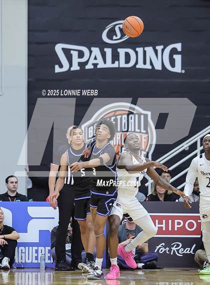 Thumbnail 1 in Brewster Academy National vs. IMG Academy (Army National Guard Hoophall Classic) photogallery.