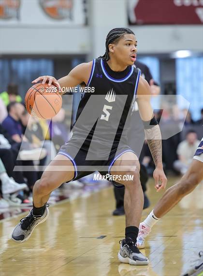 Thumbnail 3 in Brewster Academy National vs. IMG Academy (Army National Guard Hoophall Classic) photogallery.