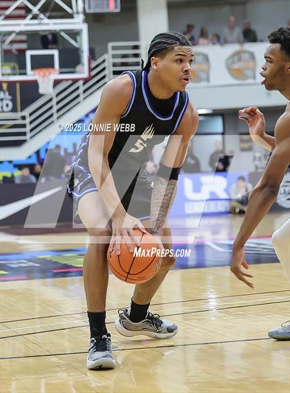 Thumbnail 2 in Brewster Academy National vs. IMG Academy (Army National Guard Hoophall Classic) photogallery.