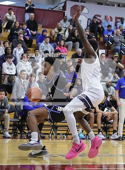 Thumbnail 2 in Brewster Academy National vs. IMG Academy (Army National Guard Hoophall Classic) photogallery.