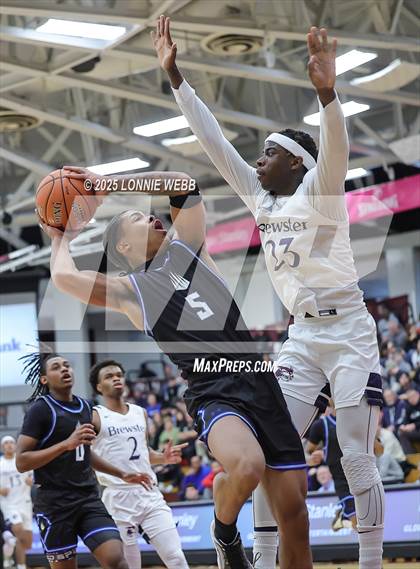 Thumbnail 2 in Brewster Academy National vs. IMG Academy (Army National Guard Hoophall Classic) photogallery.