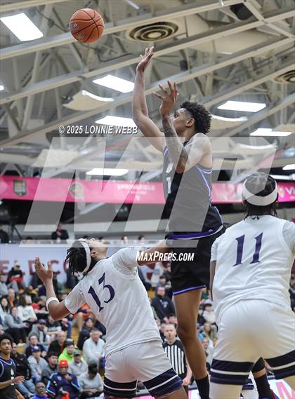 Thumbnail 3 in Brewster Academy National vs. IMG Academy (Army National Guard Hoophall Classic) photogallery.