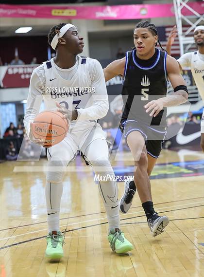 Thumbnail 1 in Brewster Academy National vs. IMG Academy (Army National Guard Hoophall Classic) photogallery.