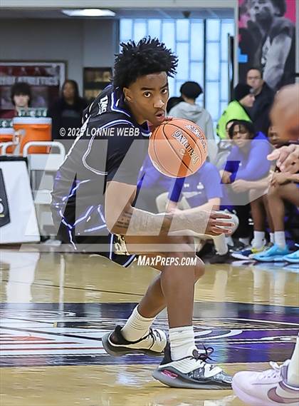 Thumbnail 3 in Brewster Academy National vs. IMG Academy (Army National Guard Hoophall Classic) photogallery.