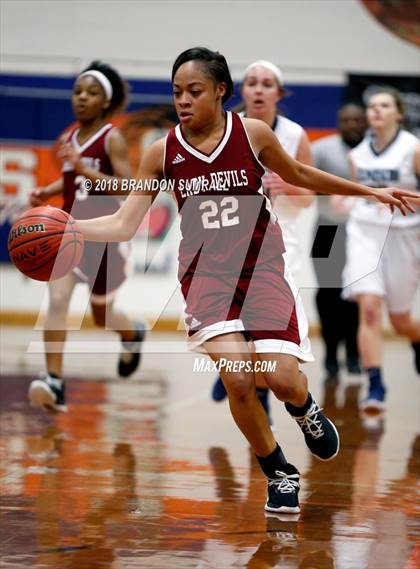 Thumbnail 2 in Maplesville vs Jemison (Chilton County Tournament) photogallery.
