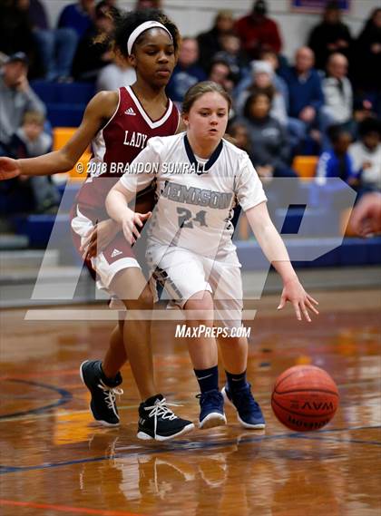 Thumbnail 1 in Maplesville vs Jemison (Chilton County Tournament) photogallery.