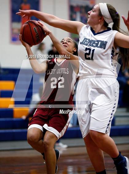 Thumbnail 1 in Maplesville vs Jemison (Chilton County Tournament) photogallery.