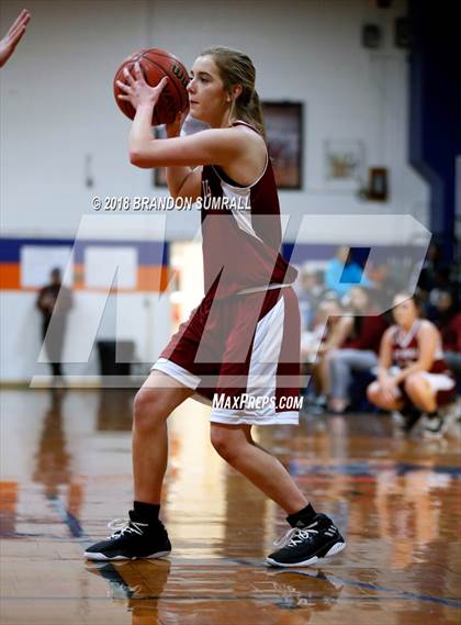 Thumbnail 2 in Maplesville vs Jemison (Chilton County Tournament) photogallery.
