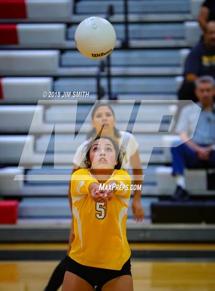 Thumbnail 3 in St. Pius X @ Albuquerque Academy photogallery.