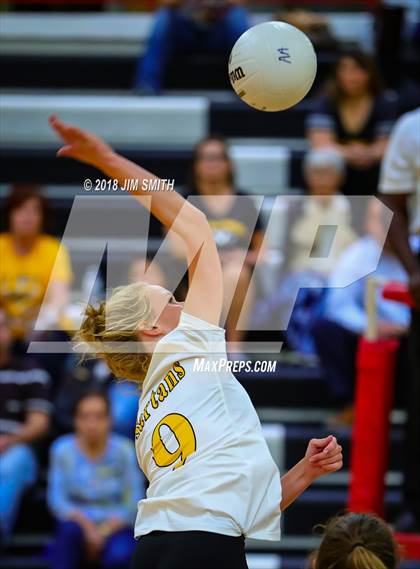 Thumbnail 1 in St. Pius X @ Albuquerque Academy photogallery.
