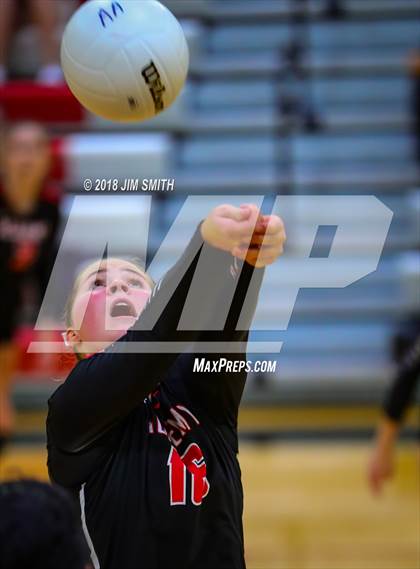 Thumbnail 3 in St. Pius X @ Albuquerque Academy photogallery.