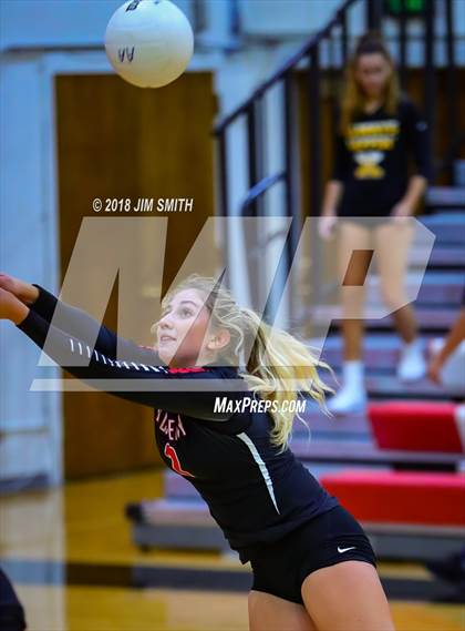 Thumbnail 3 in St. Pius X @ Albuquerque Academy photogallery.