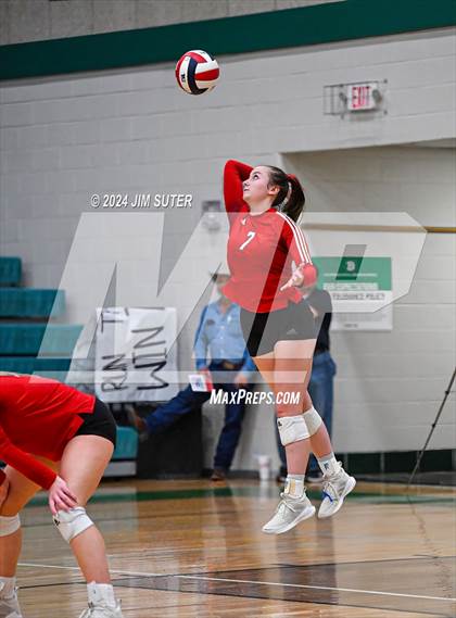 Thumbnail 3 in McMullen County vs Richards (UIL Volleyball 1A Region III Semifinal) photogallery.