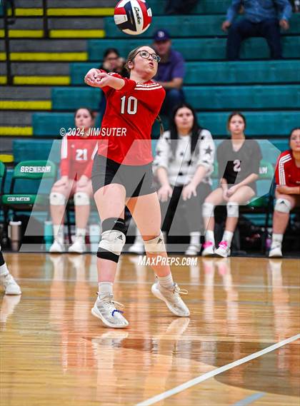 Thumbnail 3 in McMullen County vs Richards (UIL Volleyball 1A Region III Semifinal) photogallery.
