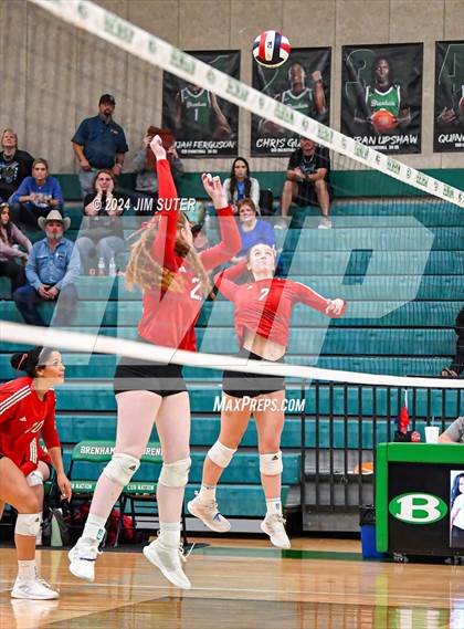 Thumbnail 3 in McMullen County vs Richards (UIL Volleyball 1A Region III Semifinal) photogallery.