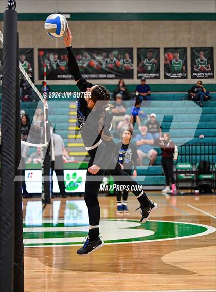 Thumbnail 1 in McMullen County vs Richards (UIL Volleyball 1A Region III Semifinal) photogallery.