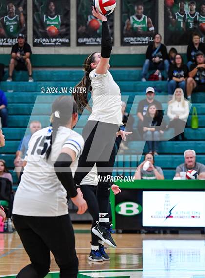 Thumbnail 2 in McMullen County vs Richards (UIL Volleyball 1A Region III Semifinal) photogallery.