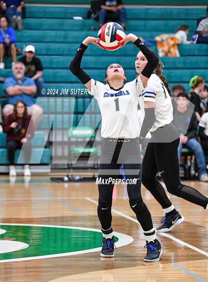 Thumbnail 3 in McMullen County vs Richards (UIL Volleyball 1A Region III Semifinal) photogallery.