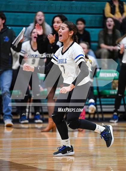Thumbnail 2 in McMullen County vs Richards (UIL Volleyball 1A Region III Semifinal) photogallery.