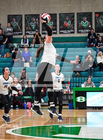 Thumbnail 1 in McMullen County vs Richards (UIL Volleyball 1A Region III Semifinal) photogallery.
