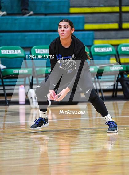 Thumbnail 2 in McMullen County vs Richards (UIL Volleyball 1A Region III Semifinal) photogallery.