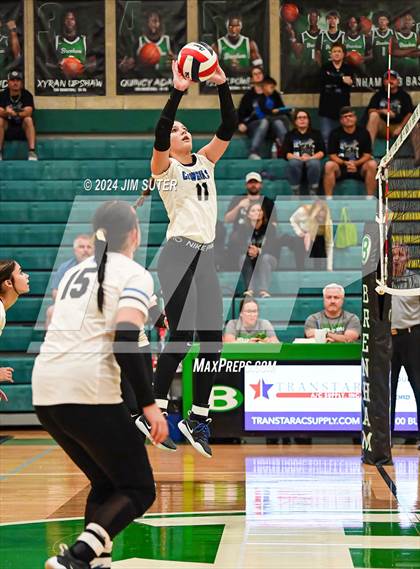 Thumbnail 2 in McMullen County vs Richards (UIL Volleyball 1A Region III Semifinal) photogallery.