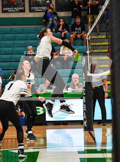 Thumbnail 3 in McMullen County vs Richards (UIL Volleyball 1A Region III Semifinal) photogallery.